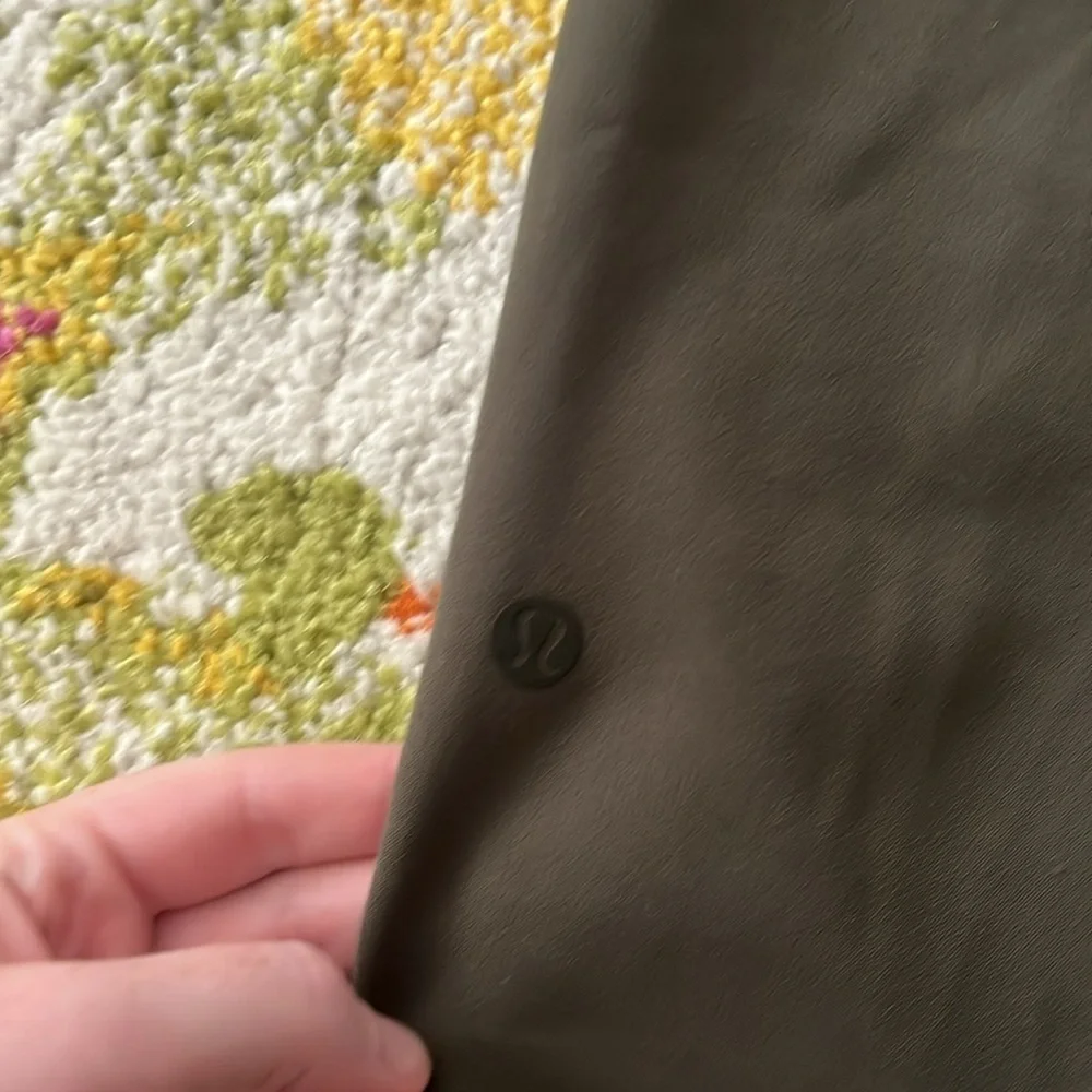 LULULEMON ATHLETICA ON THE FLY JOGGER PANTS SIZE 6
